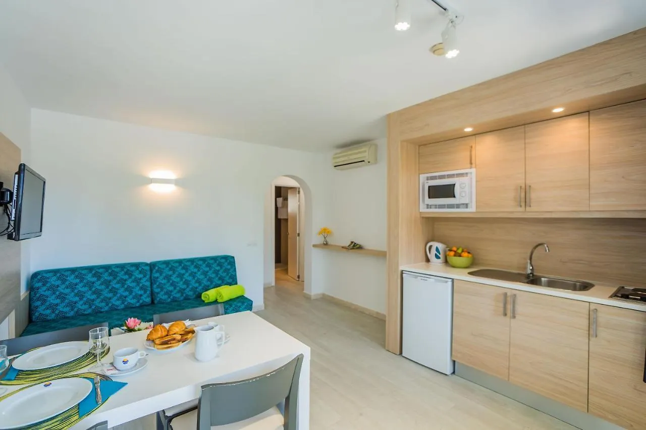 Aparthotel Holiday Center Santa Ponsa