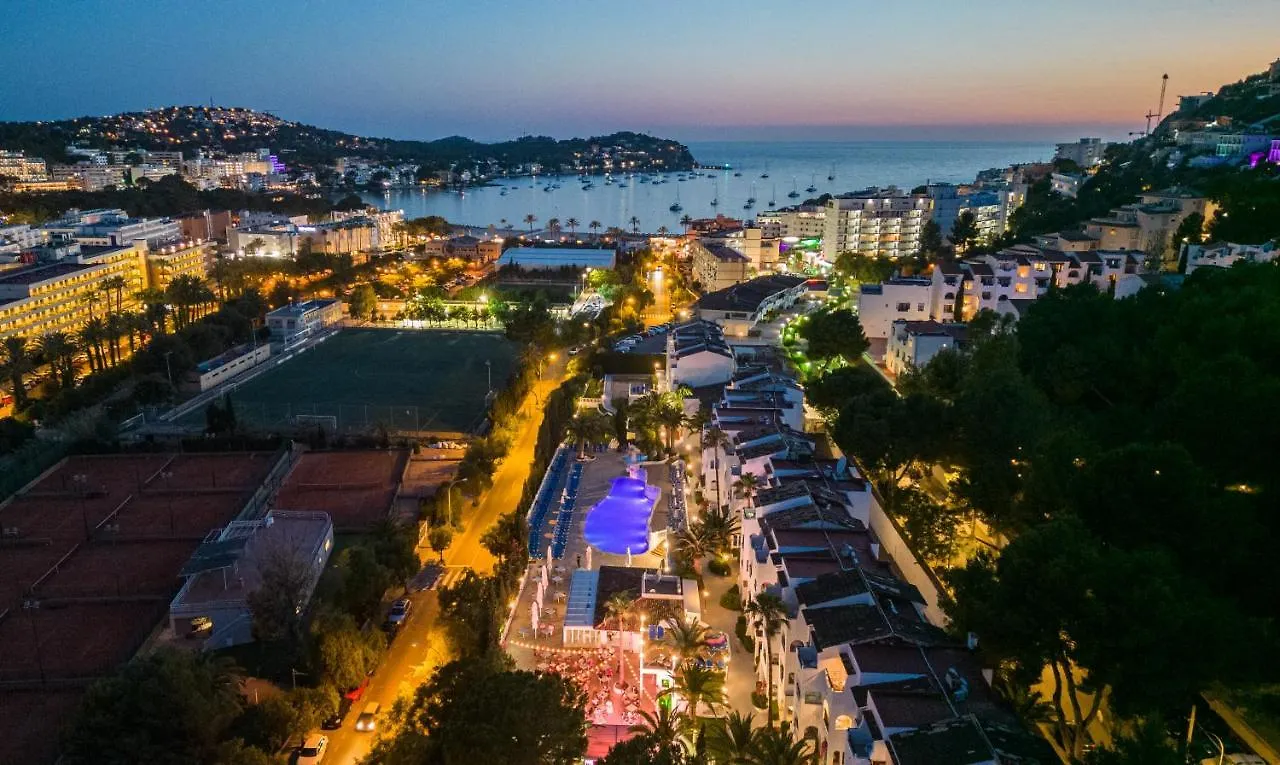 Aparthotel Holiday Center Santa Ponsa 3*,