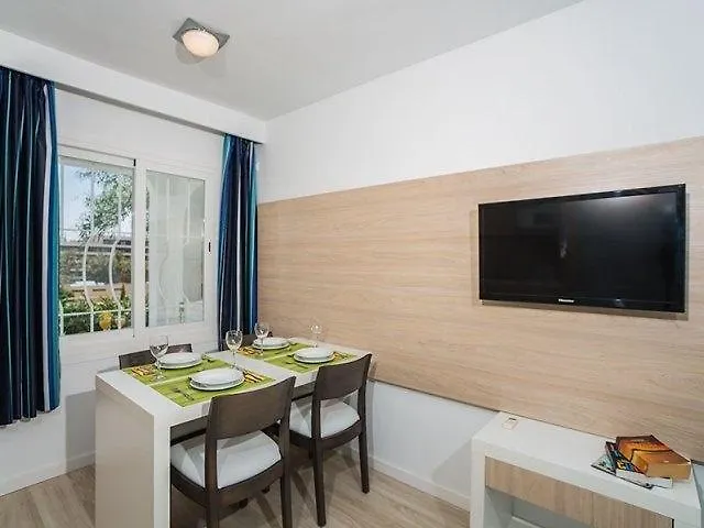 Aparthotel Holiday Center Santa Ponsa