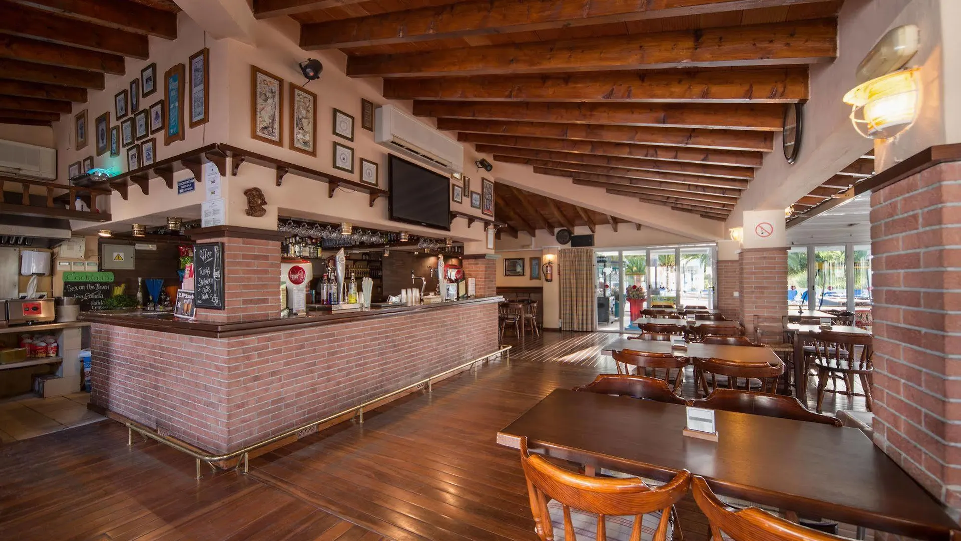 Aparthotel Holiday Center Santa Ponsa