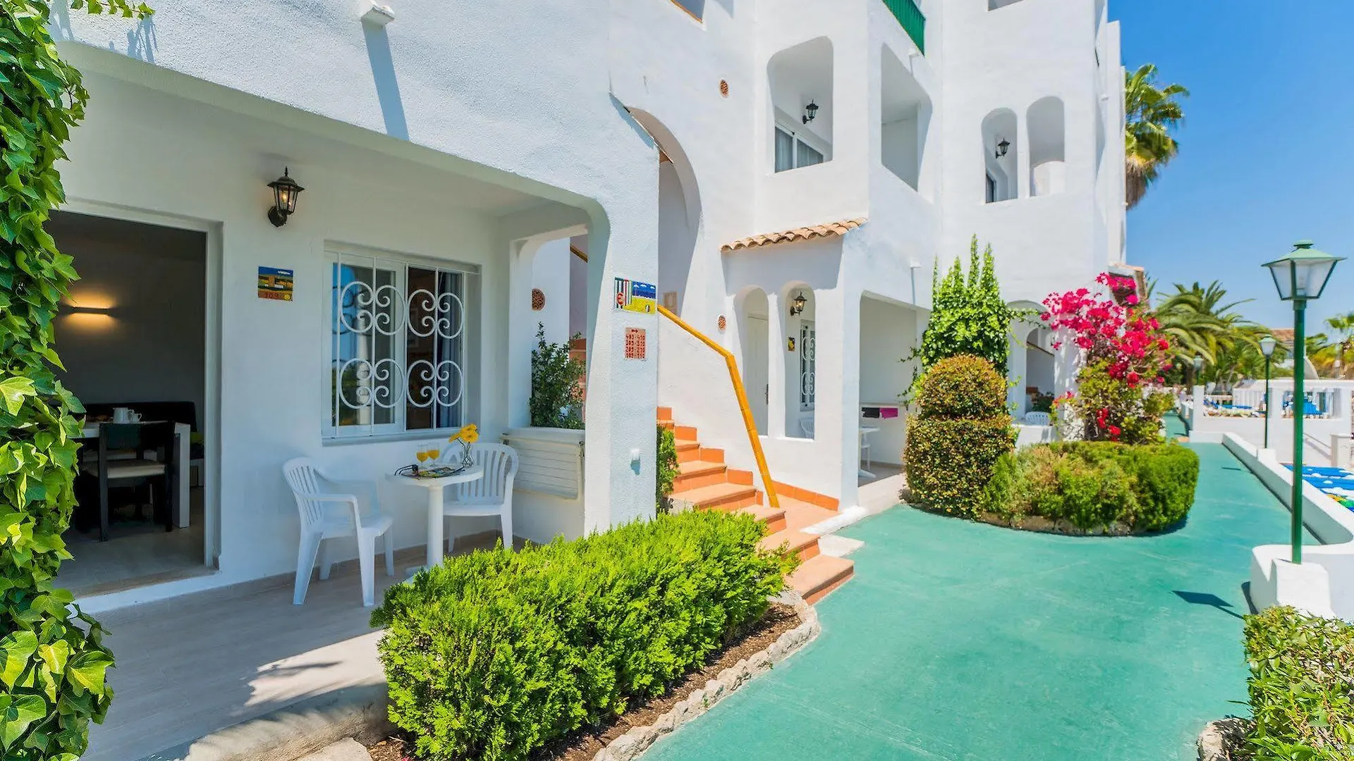 Aparthotel Holiday Center Santa Ponsa
