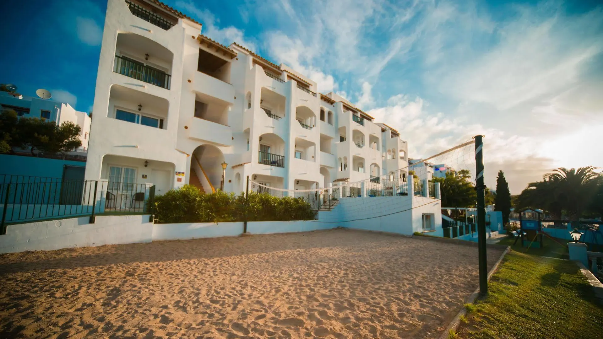 Aparthotel Holiday Center Santa Ponsa