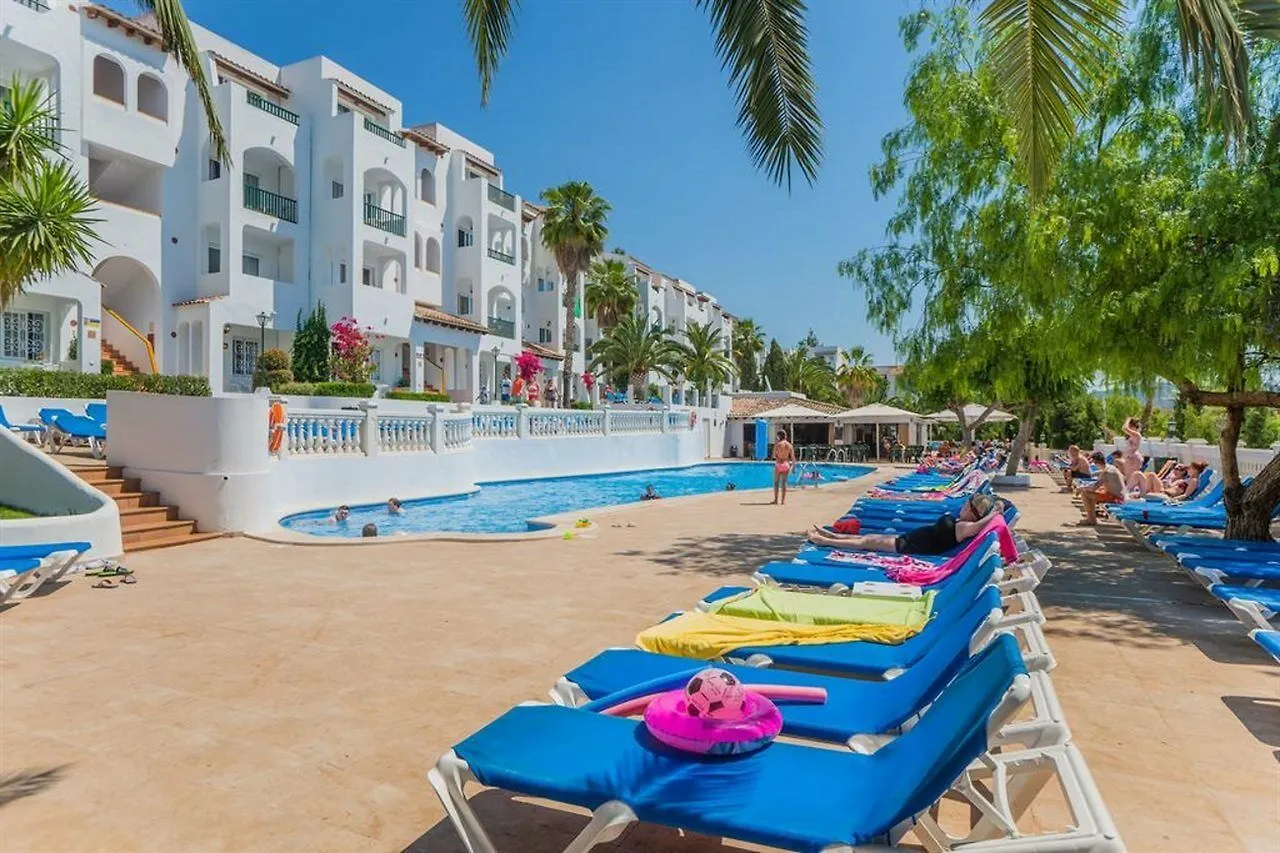 Aparthotel Holiday Center Santa Ponsa 3*,