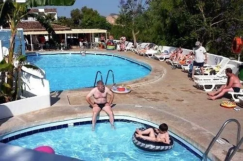 Aparthotel Holiday Center Santa Ponsa
